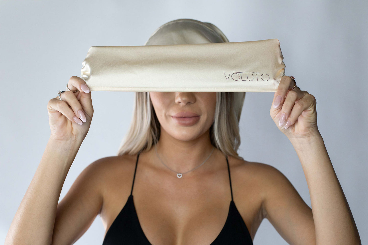 The VASK®  | Make-Up Veil